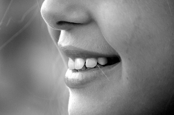 آیا بیماری آلزایمر ناشی از باکتری دهان است؟