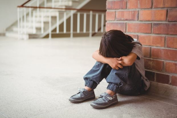 محرومیت و غفلت در دوران کودکی تأثیرات طولانی مدت بر سلامت روانی کودکان دارد